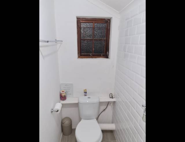 9 BEDROOM FREESTANDING FOR SALE IN HERRWOOD PARK